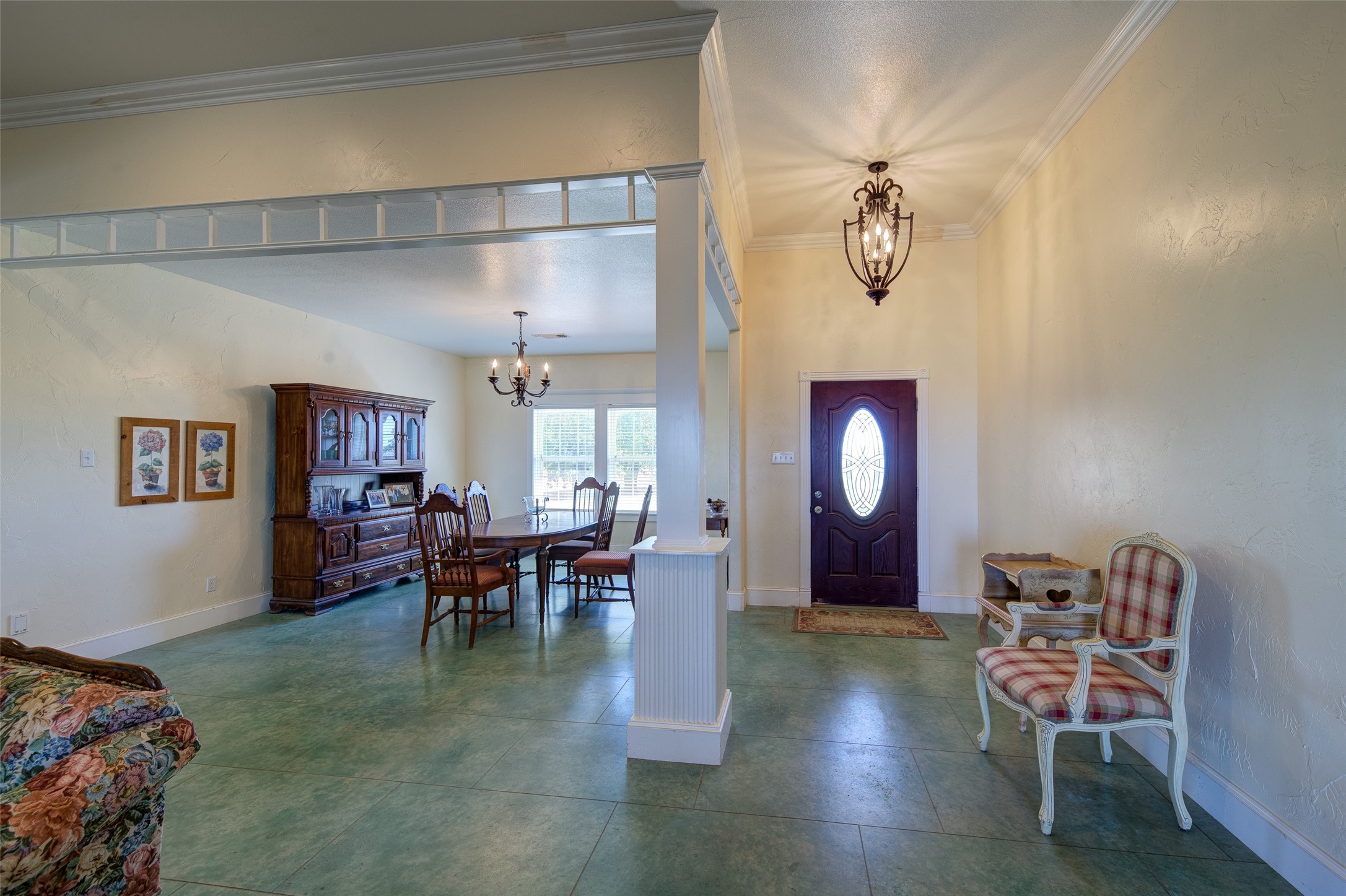 1211 W Fm 922 Valley View TX 76272