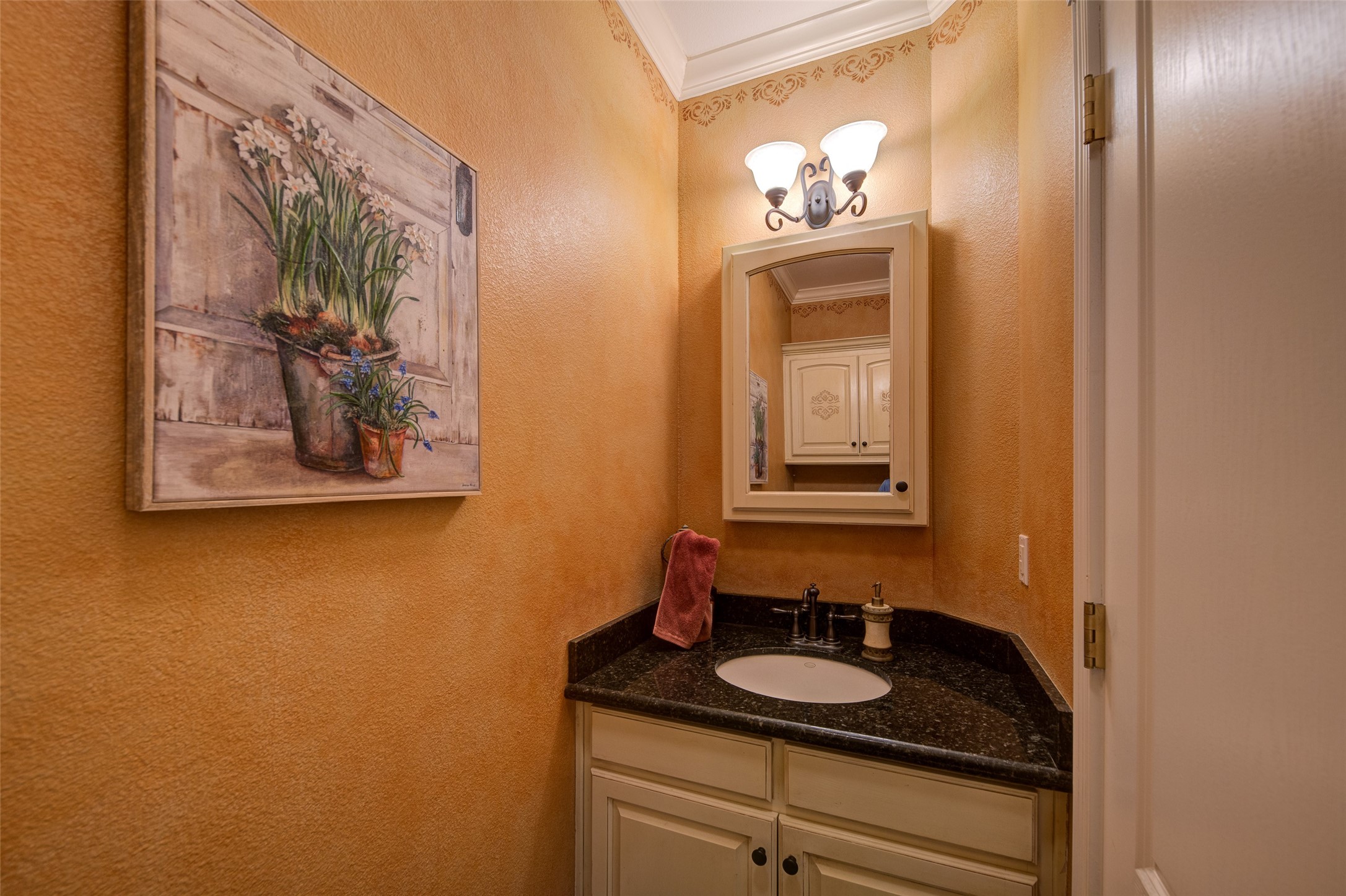 1211 W Fm 922 Valley View TX 76272