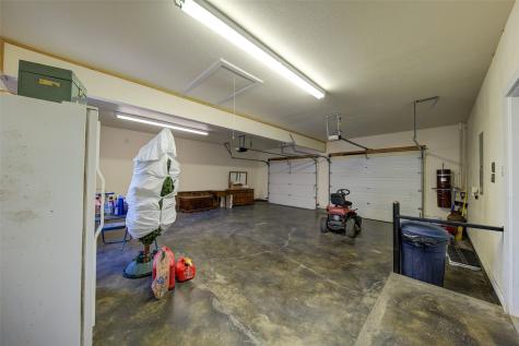 1211 W Fm 922 Valley View TX 76272