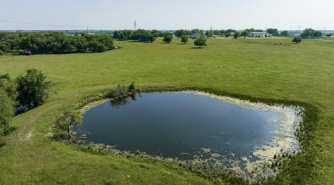 1211 W Fm 922 Valley View TX 76272