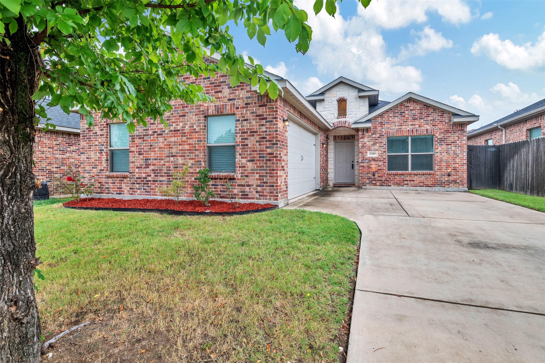 2309 Doty Lane Balch Springs TX 75180
