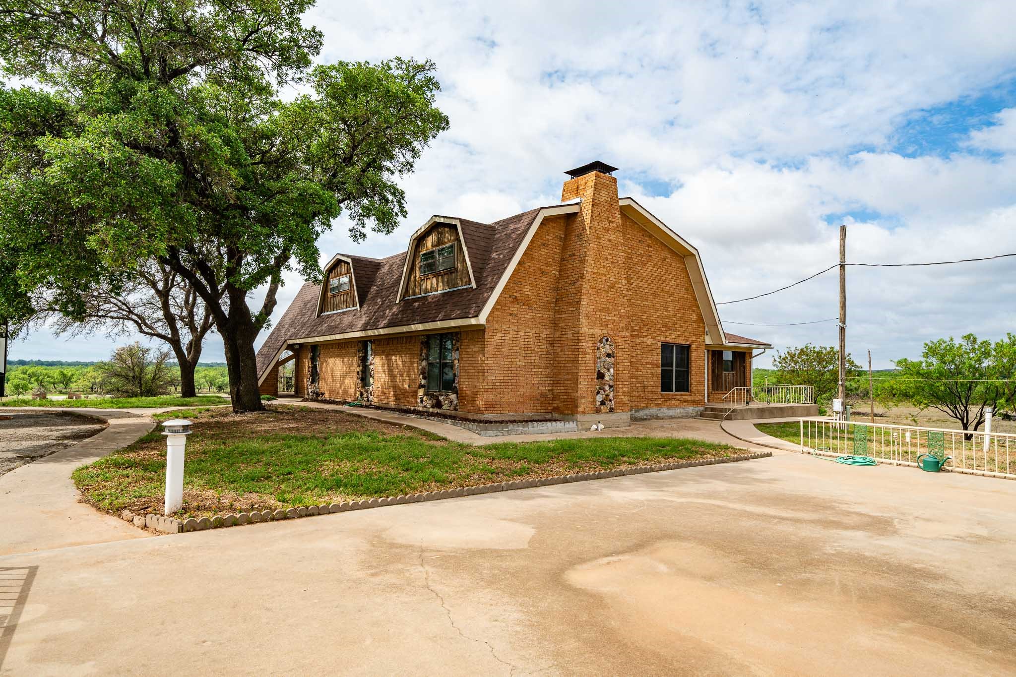 326 County Road 121 Sweetwater TX 79556