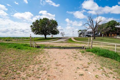 326 County Road 121 Sweetwater TX 79556