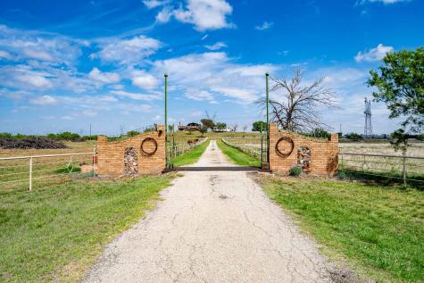 326 County Road 121 Sweetwater TX 79556
