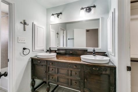 3209 Vintage Way Bedford TX 76021