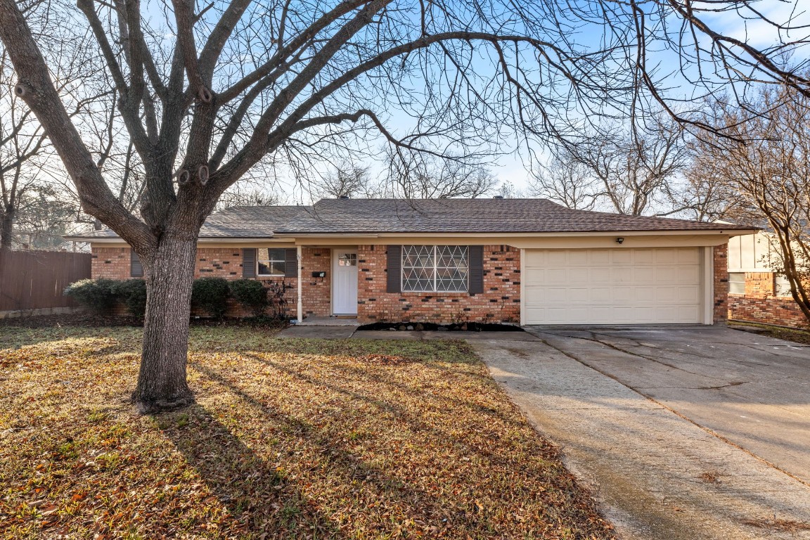 7832 Clark Street North Richland Hills TX 76180
