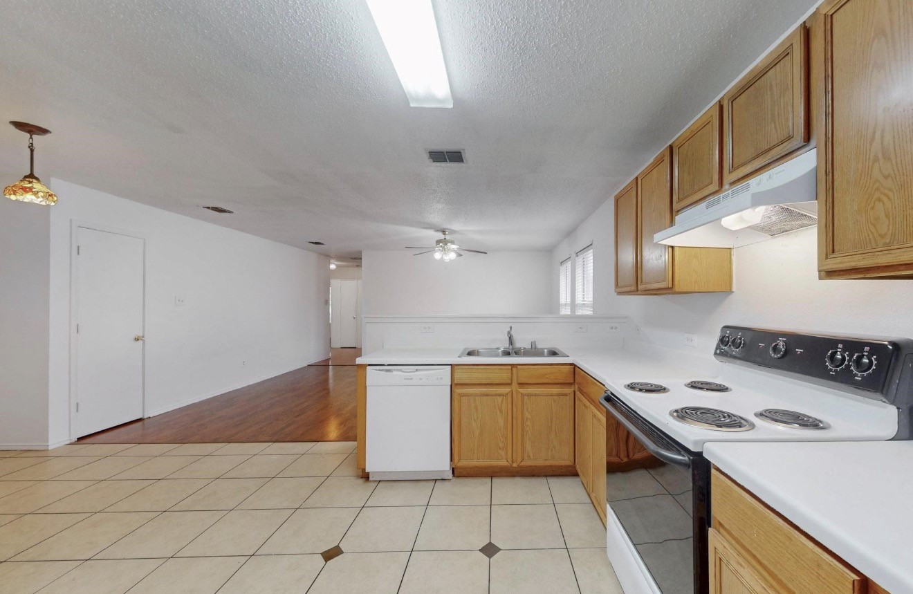7515 Rice Lane Dallas TX 75241