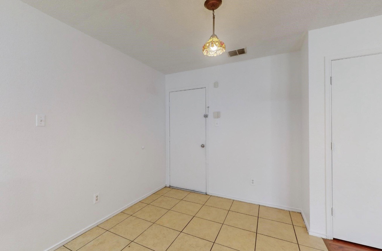 7515 Rice Lane Dallas TX 75241