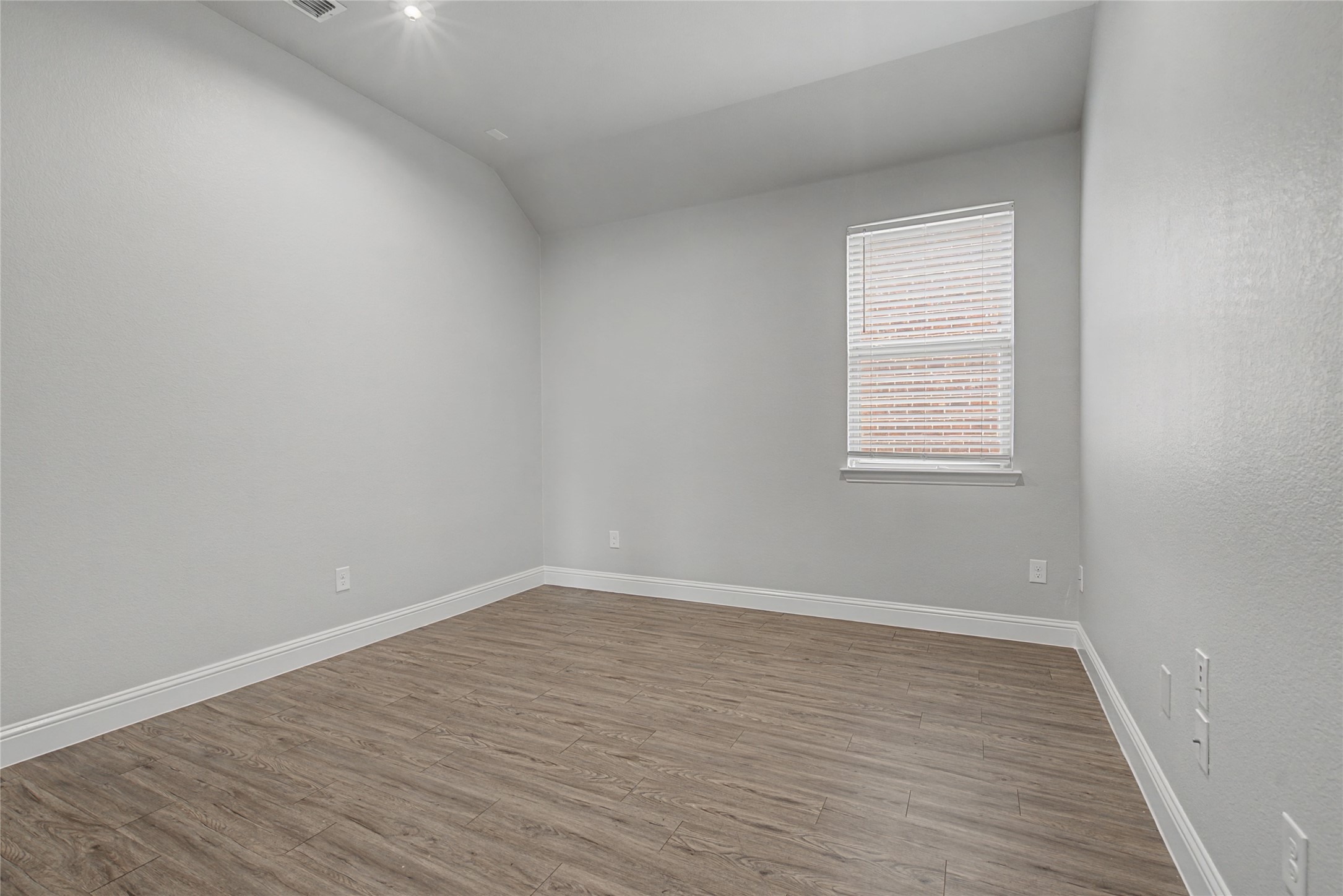 2215 Stanhill Drive Corinth TX 76210