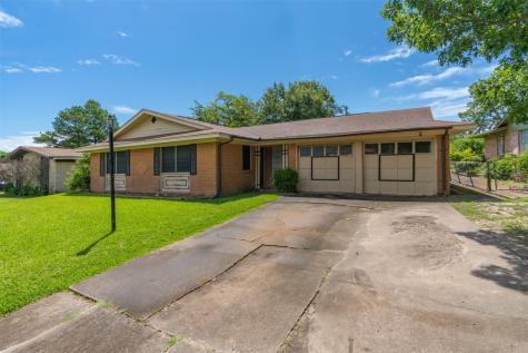 5217 Hilltop Drive Greenville TX 75402