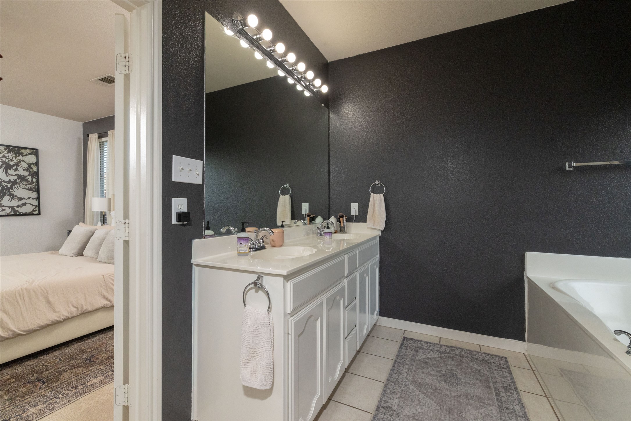 9861 Gallatin Lane Fort Worth TX 76177