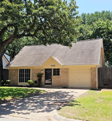 745 W Cedar Street Hurst TX 76053