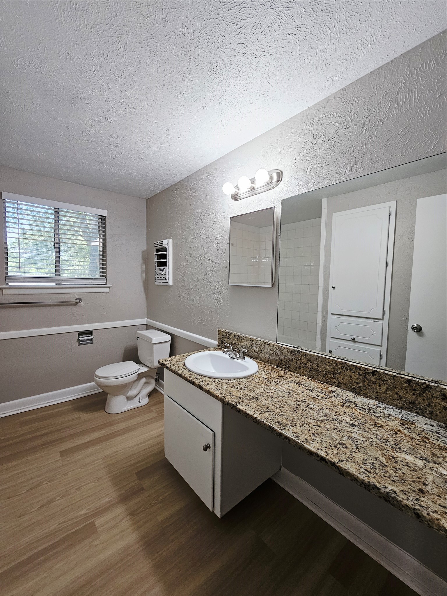 745 W Cedar Street Hurst TX 76053