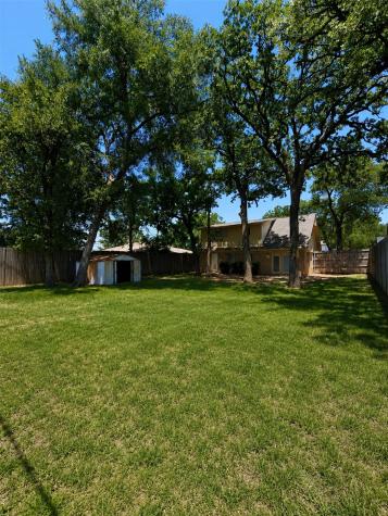 745 W Cedar Street Hurst TX 76053