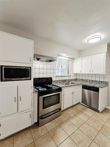 745 W Cedar Street Hurst TX 76053