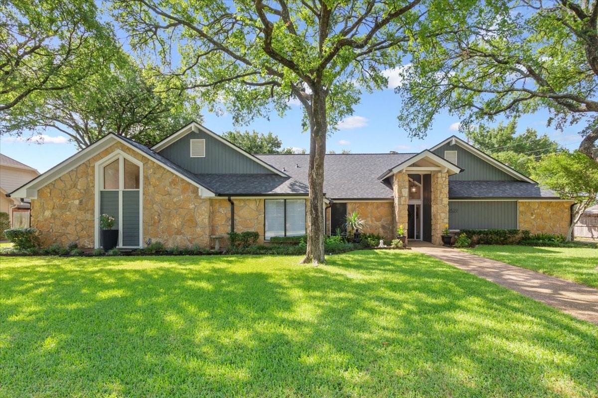 9519 Oak Springs Drive Woodway TX 76712
