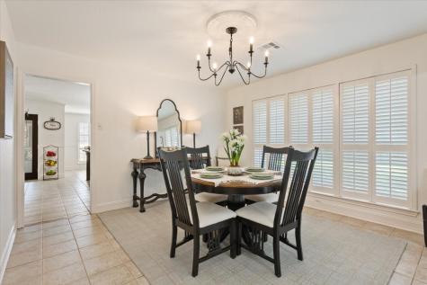 9519 Oak Springs Drive Woodway TX 76712