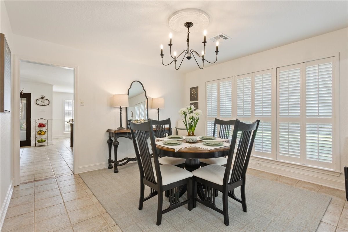 9519 Oak Springs Drive Woodway TX 76712