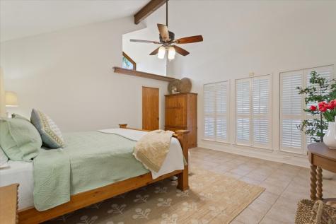 9519 Oak Springs Drive Woodway TX 76712