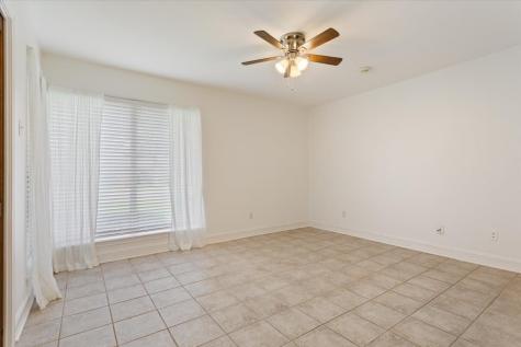 9519 Oak Springs Drive Woodway TX 76712