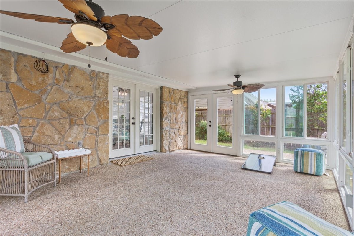 9519 Oak Springs Drive Woodway TX 76712