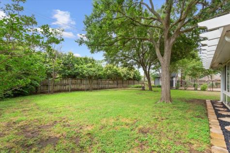 9519 Oak Springs Drive Woodway TX 76712