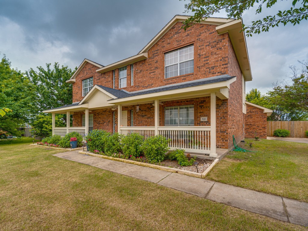 721 Mason Lane Waxahachie TX 75167