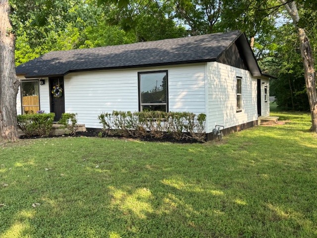 727 E 3rd Street Mcgregor TX 76657