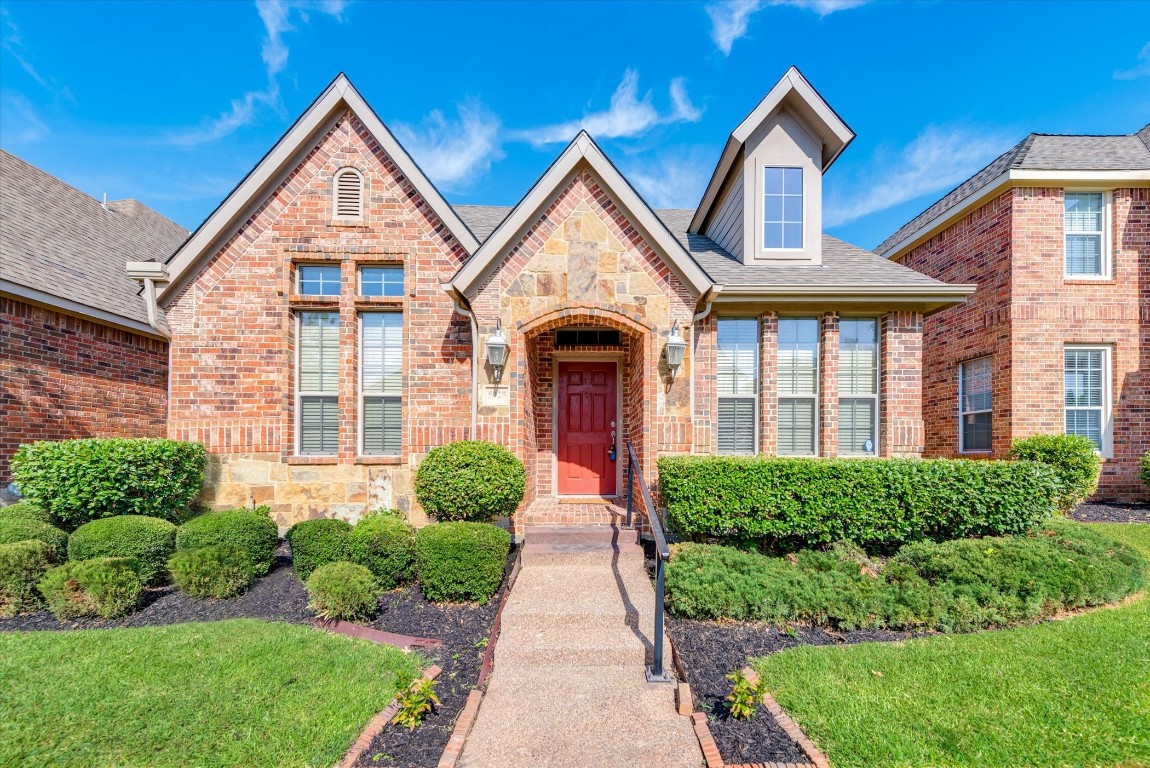 5928 Dripping Springs Court North Richland Hills TX 76180