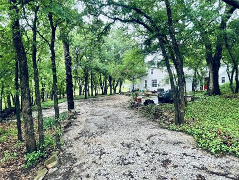 726 County Road 463 Eastland TX 76448