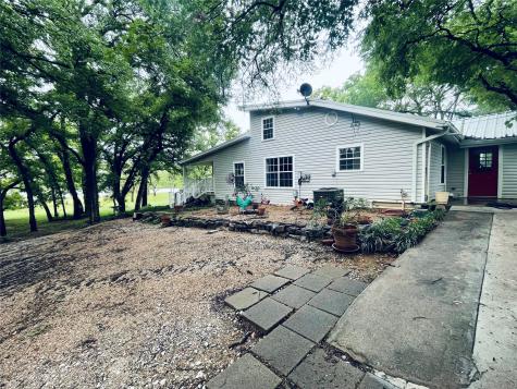726 County Road 463 Eastland TX 76448