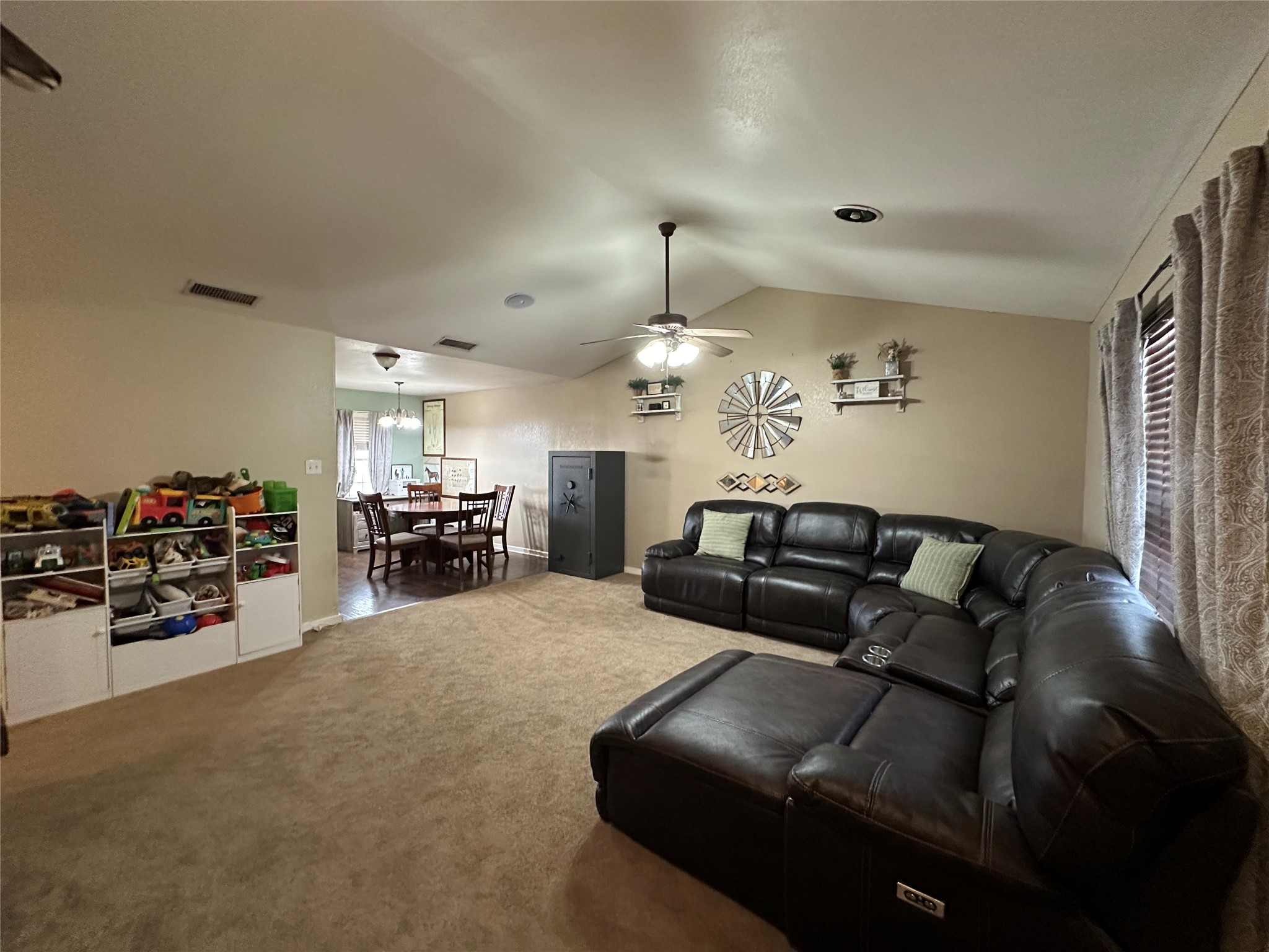 634 Mccartney Lane Tye TX 79563