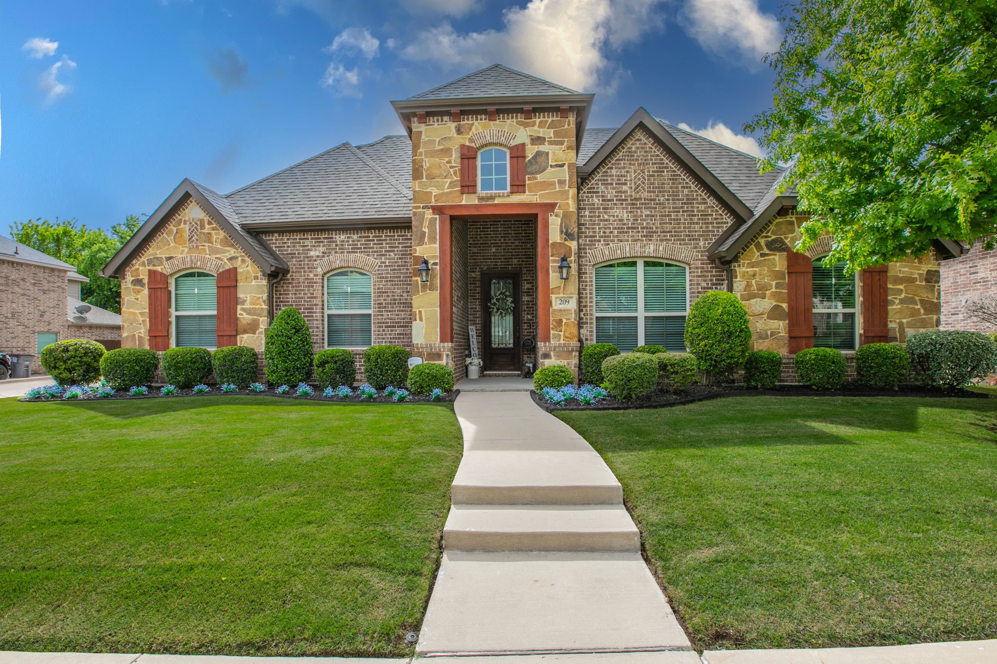 209 Wisteria Way Red Oak TX 75154