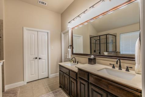 209 Wisteria Way Red Oak TX 75154