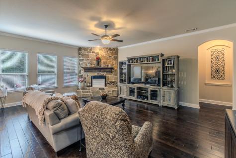209 Wisteria Way Red Oak TX 75154