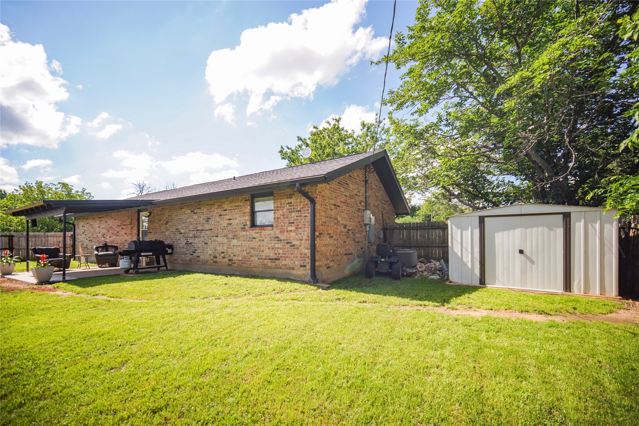 304 Moore Street Jacksboro TX 76458