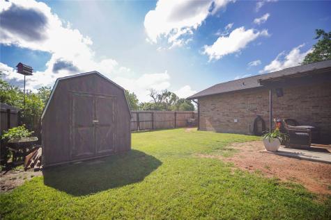 304 Moore Street Jacksboro TX 76458