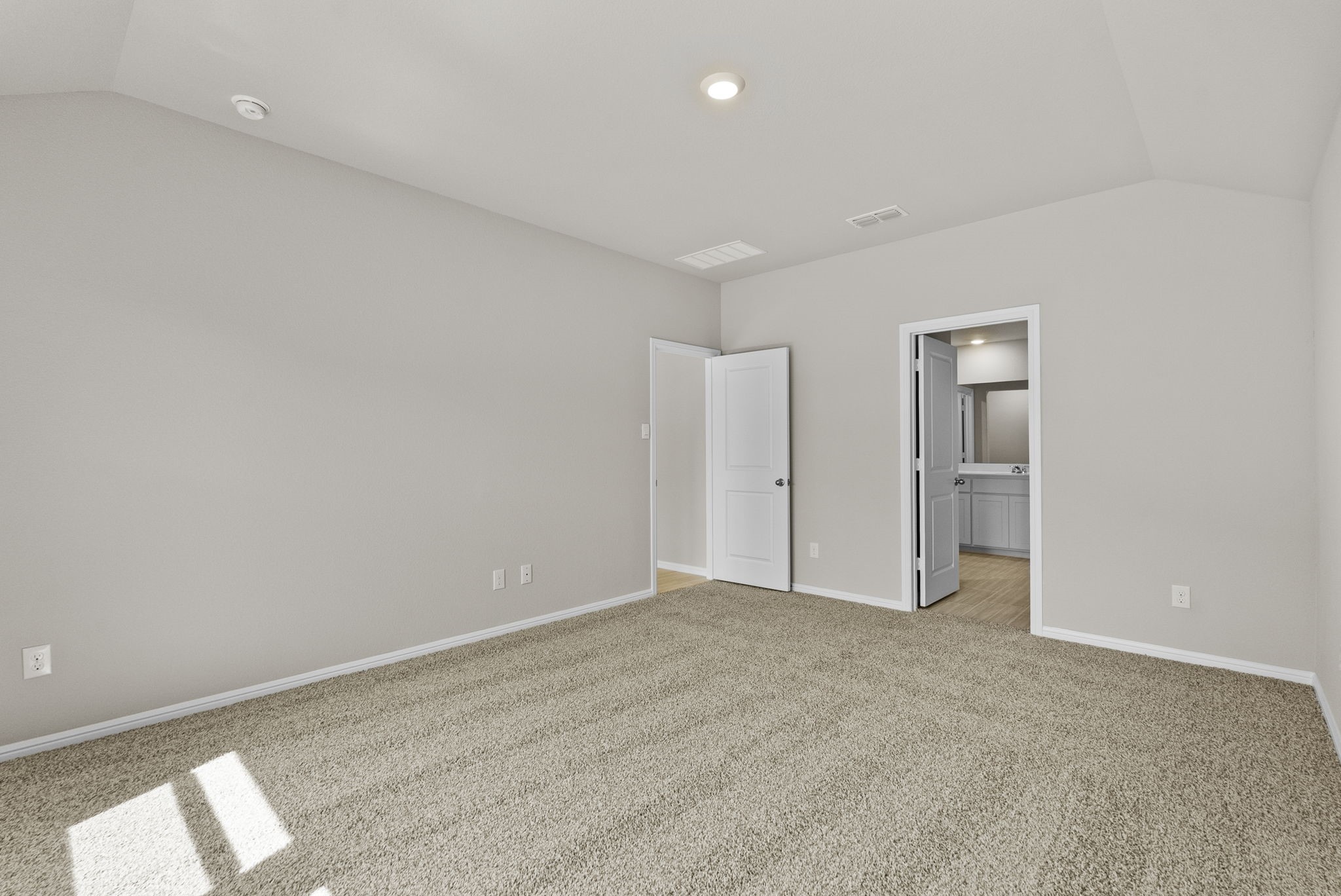 541 Marsh Street Cleburne TX 76033