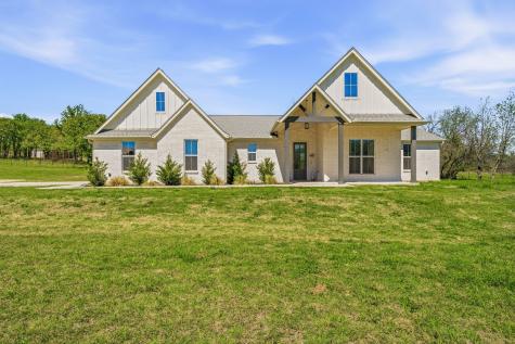 445 Rodeo Way Stephenville TX 76401