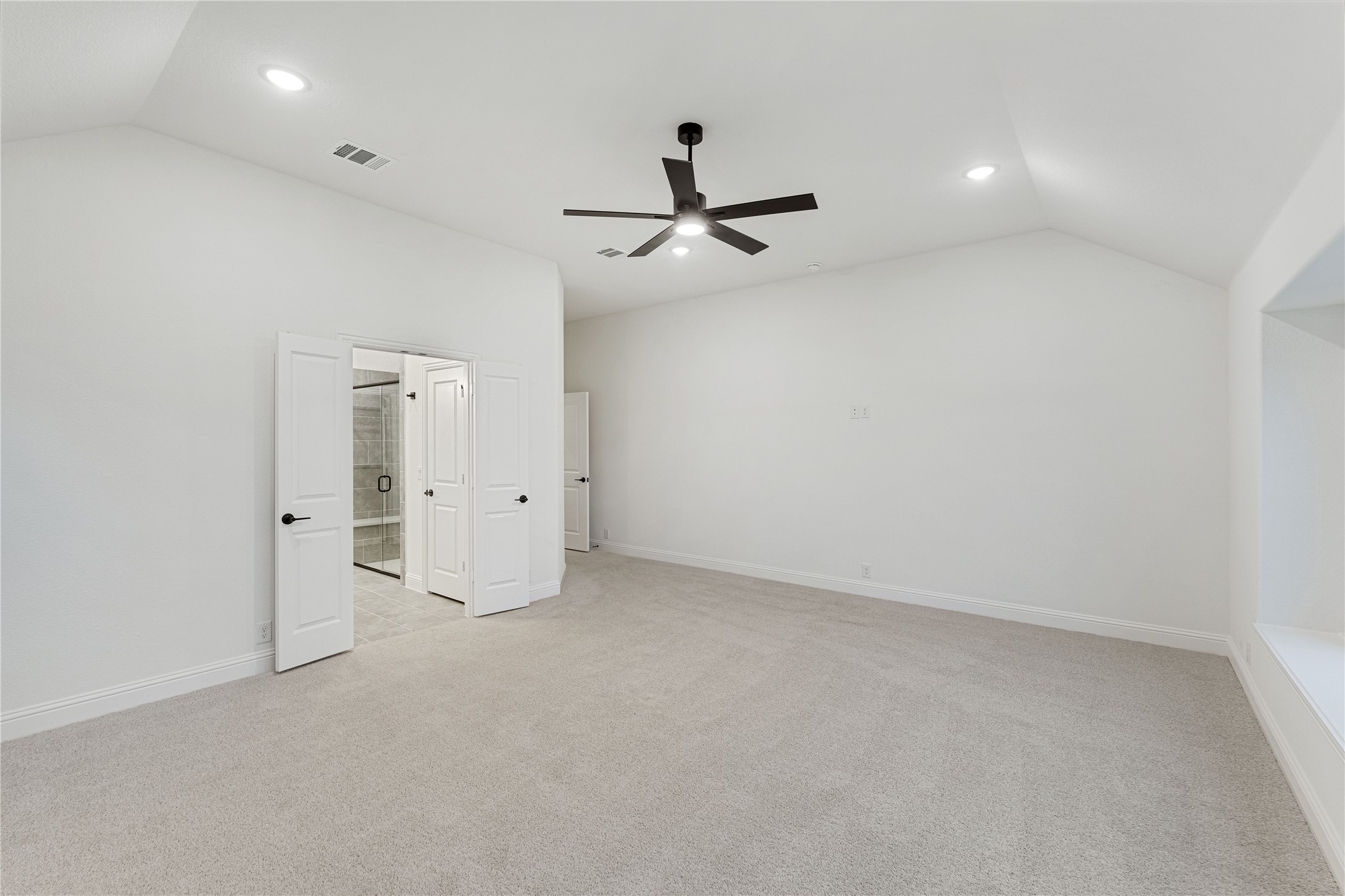 1240 Amberwood Lane Red Oak TX 75154