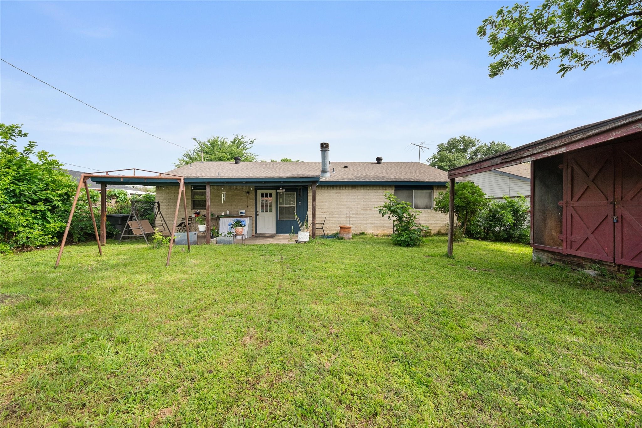 609 Columbine Lane Grand Prairie TX 75052