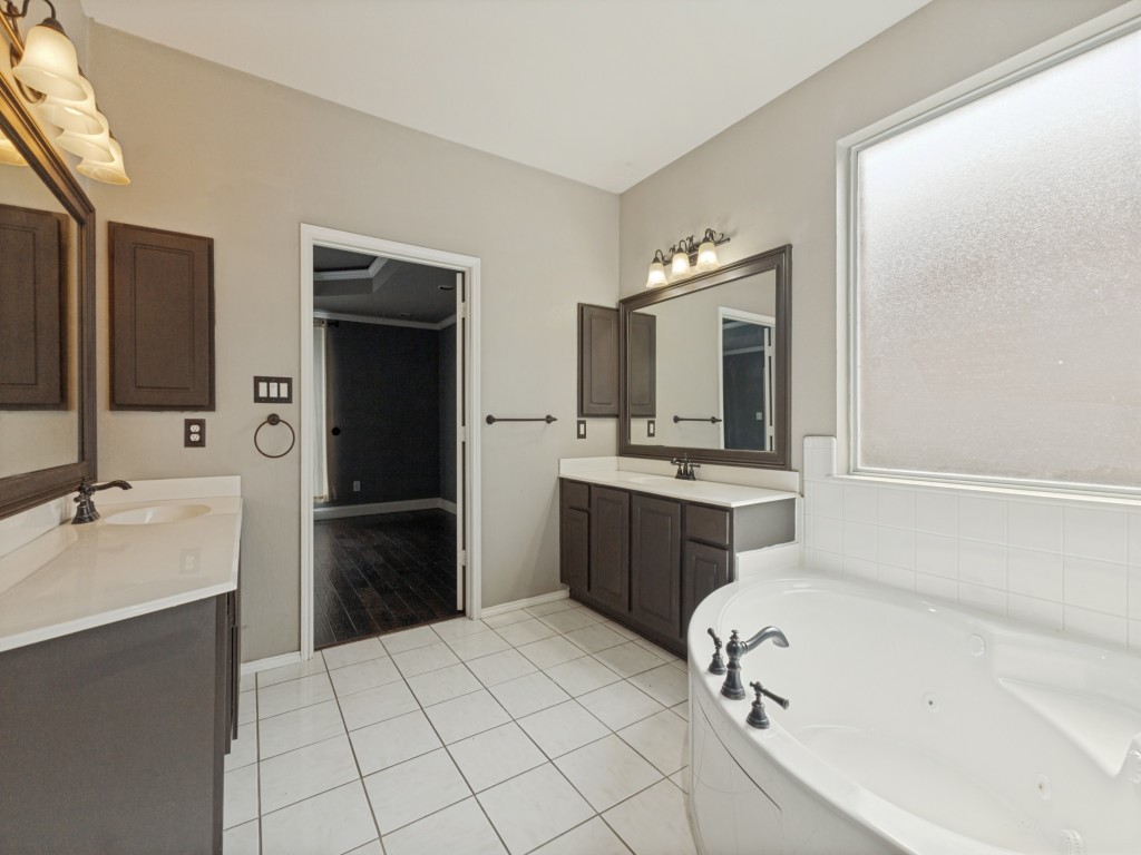 918 Midnight Pass Rockwall TX 75087