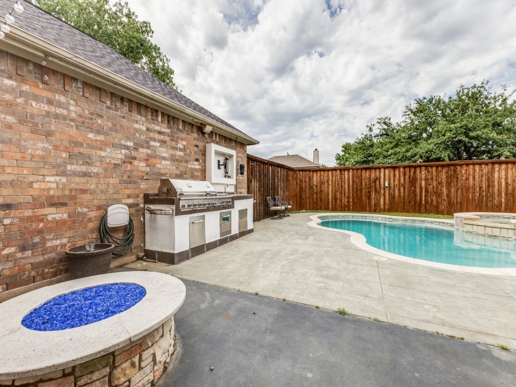 918 Midnight Pass Rockwall TX 75087