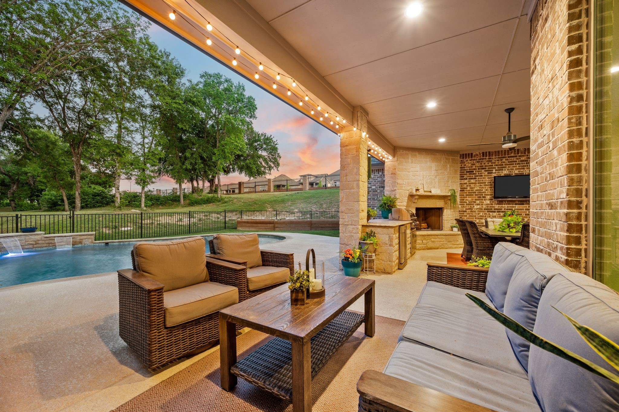 120 Riverbend Estates Drive Fort Worth TX 76112