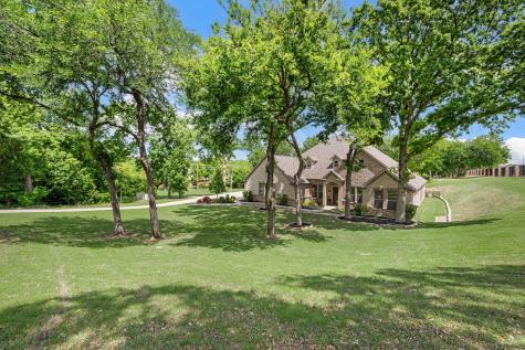 120 Riverbend Estates Drive Fort Worth TX 76112