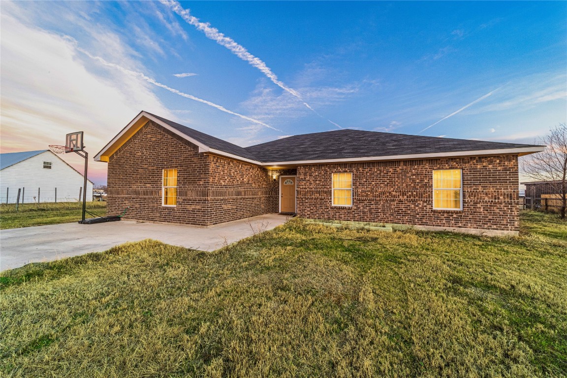 2143 Soman Lane Kaufman TX 75142