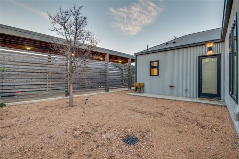 1021 Nomas Street Dallas TX 75212