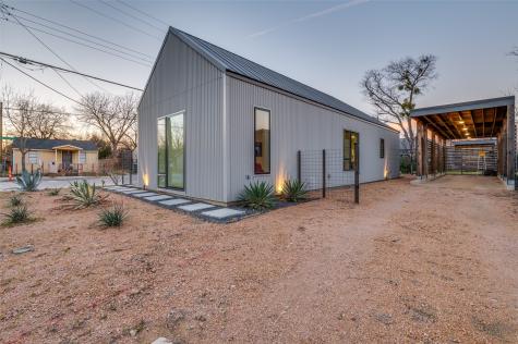 1021 Nomas Street Dallas TX 75212