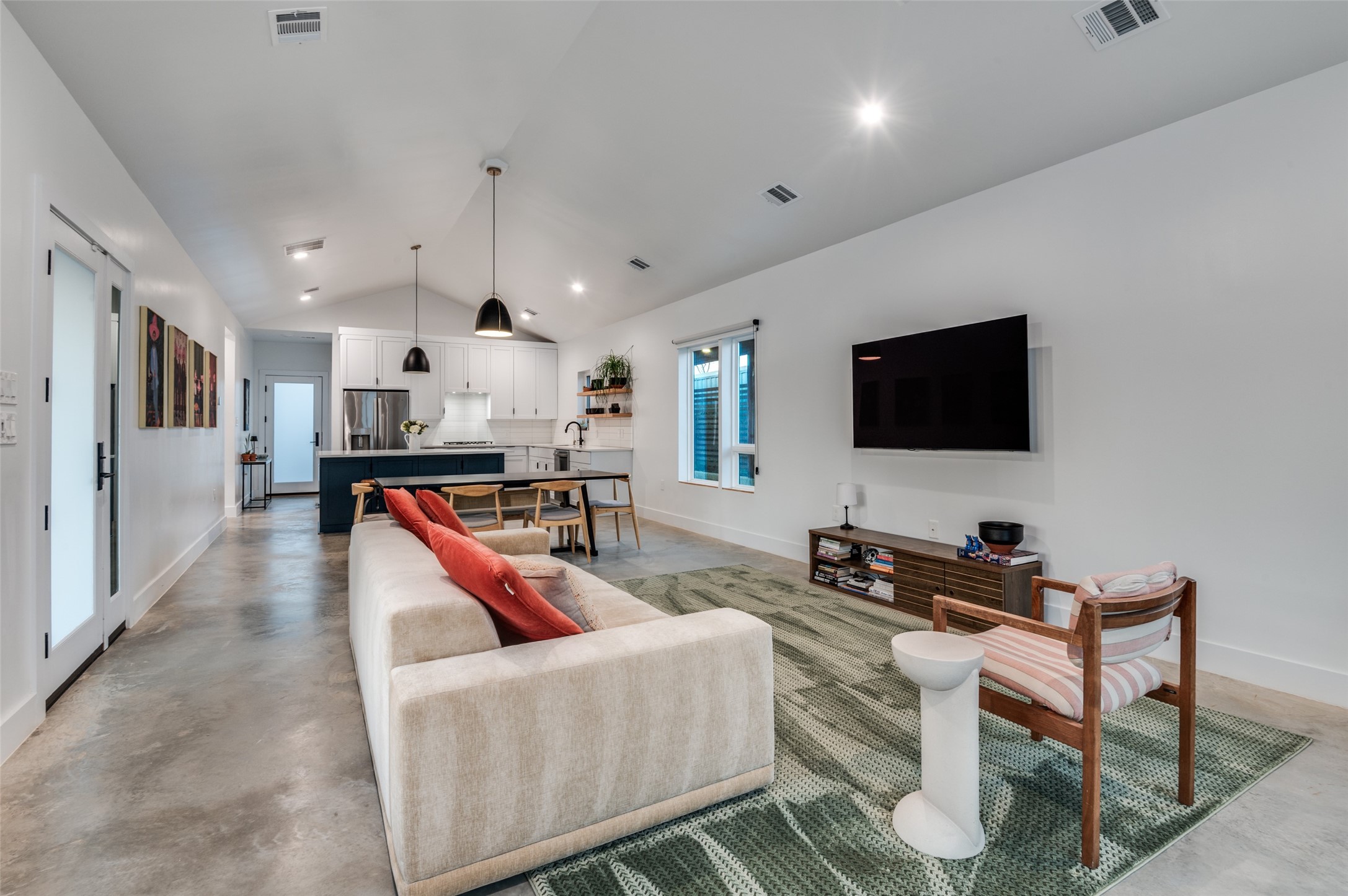 1021 Nomas Street Dallas TX 75212