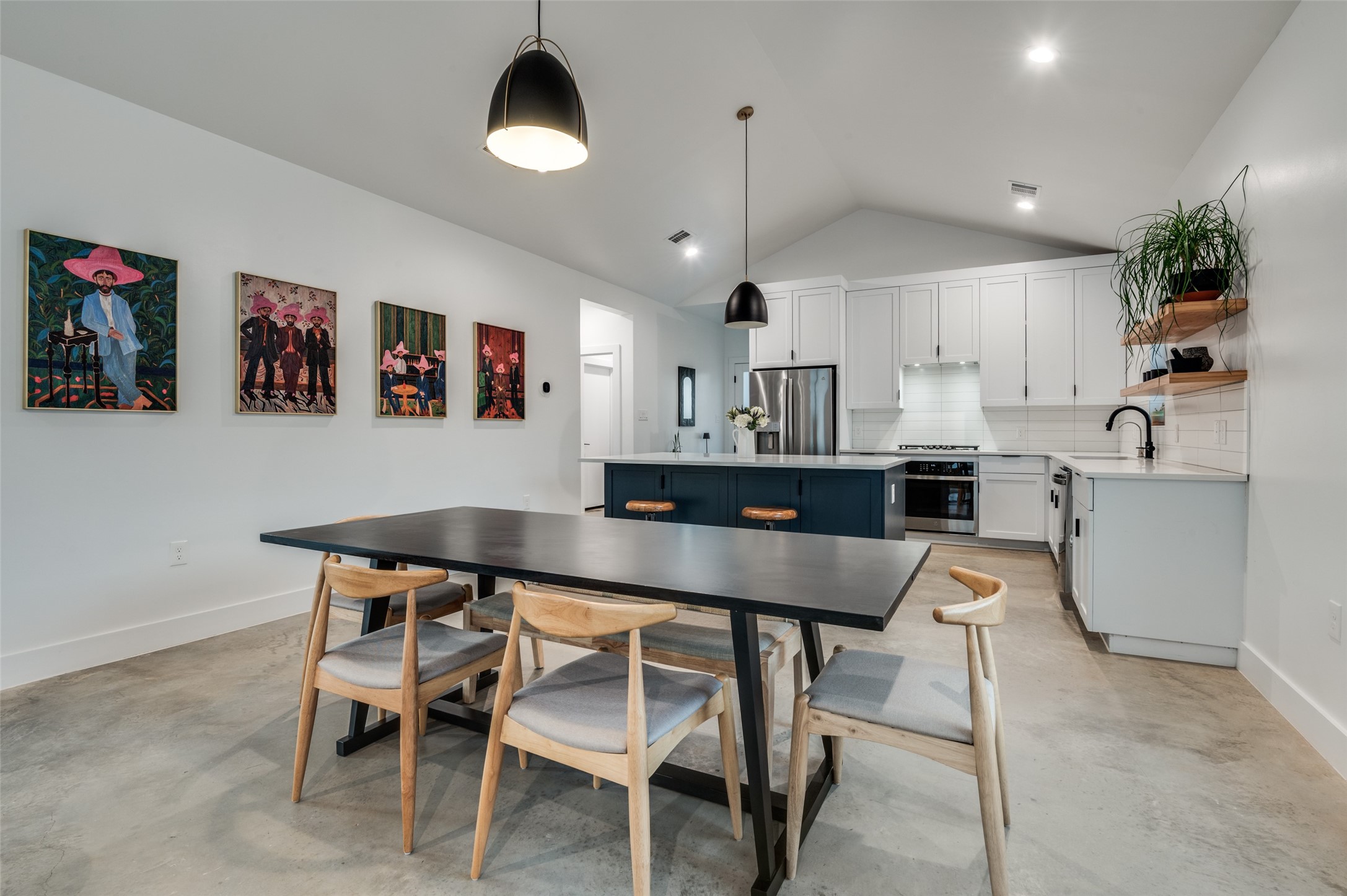 1021 Nomas Street Dallas TX 75212